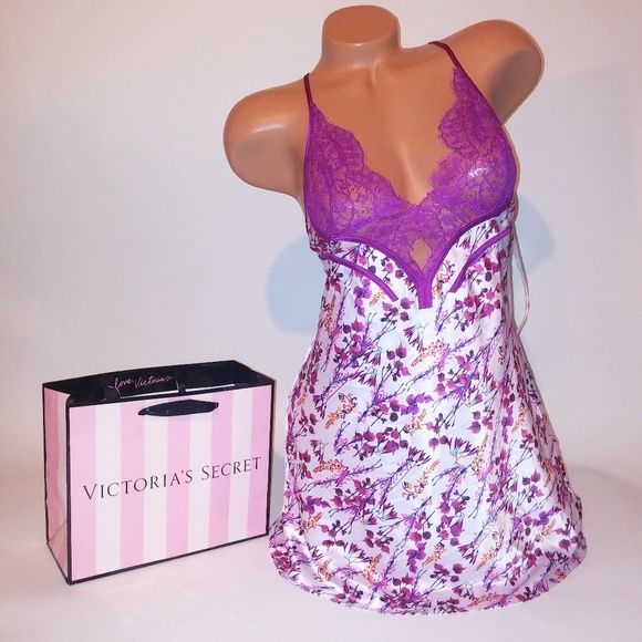 Victoria Secret Lingerie - Picture 1 of 4